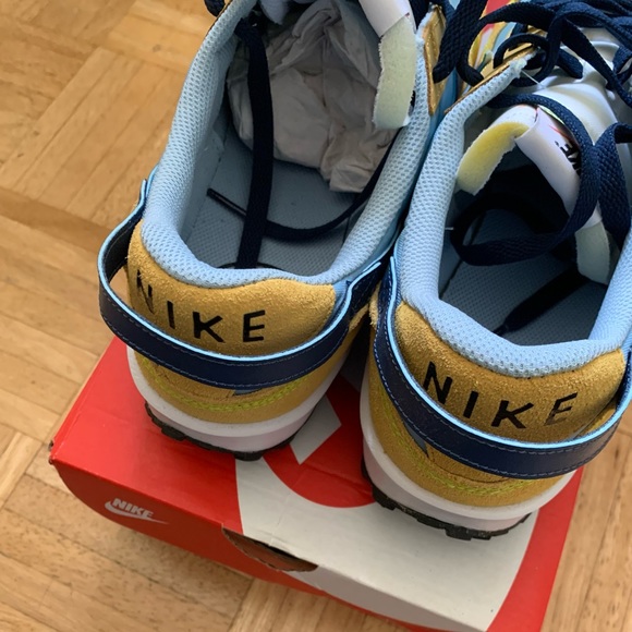 Size 11 - Nike Waffle One Blue Sanded Gold - Picture 4 of 6